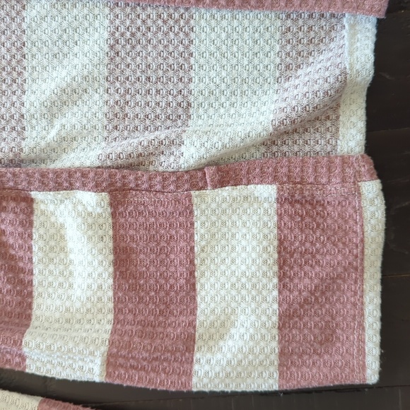 Striped Light Weight Cardigan - Picture 3 of 3